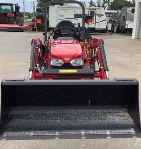 Tractores para agricultura Equipos de construcción usados Tractor 4x4 Mini Farm 4wd Compact Massey Ferguson Tractor - Product Image 2