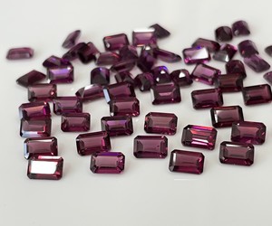 Grenat rhodolite rose naturel octogone 4x6mm grenat rhodolite rose à facettes en vrac pierre précieuse de qualité supérieure - Product Image 1