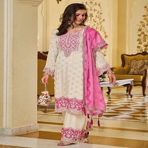 Dernier Designer Faux Georgette Broderie Séquence Travail Palazzo Costume Par FabZone - Product Image 1