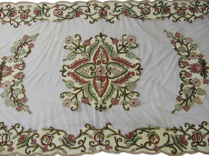 Ensemble de meubles de salle à manger turque classique table à manger élégante avec 8 chaises avec chemin de table brodé au design royal - Product Image 5