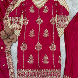 PRECIOSO TOP Y PLAZZO CON FANCY DUPPATA Y TRABAJO BORDADO - Product Image 1