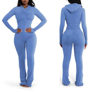 Conjunto Deportivo de Sudadera con Capucha y Pantalones Jogger para Mujer, Diseño Personalizado, Pedidos al por Mayor, Ropa Urbana Cómoda de 2 Piezas, Corte Ajustado - Product Image 1