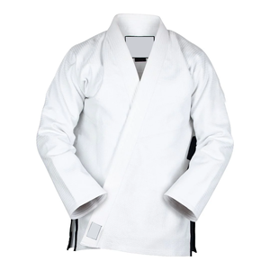 De la ceinture blanche à la ceinture noire dans un kimono de karaté et un kimono de karaté avec logo frontal, séchage rapide - Product Image 1