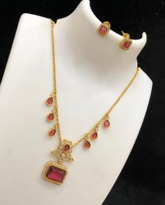 ดูเรียบง่ายคุณภาพระดับพรีเมียมดีไซน์ทันสมัยพร้อมชุดสร้อยคอชุบทองด้วยหินพร้อมต่างหูสำหรับงานแต่งงานของผู้หญิง - Product Image 4