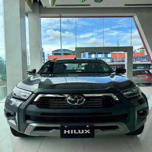 Toyota Hilux Coches usados Comprar hoy Precio barato Sin historial de accidentes Bastante usado Venta caliente para la venta - Product Image 1