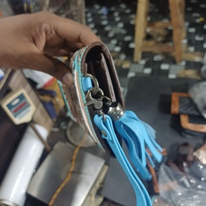 Best Seller Cartera de piel de vaca Monedero occidental Cartera de piel de vaca de alta calidad Cartera occidental de cuero mecanizado a mano - Product Image 6