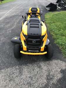 Cortadora de Césped Cub Cadet XT2 LX42 2025 con Sistema de Sonido Premium y Entrega Rápida y Satisfacción Garantizada - Product Image 4