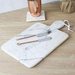 Nouvelle planche à découper en marbre faite à la main avec une touche vintage contemporaine pour des intérieurs haut de gamme planche à découper en marbre blanc - Product Image 2