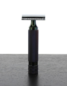 Afeitado en húmedo profesional Black Titanium Collection Razor,. Hecho por Zarnab quirúrgico - Product Image 4