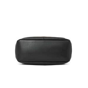 Mochila escolar de estilo informal de alta calidad, bolsa de viaje impermeable con acceso USB y cierre de cremallera, hecha de forro de poliéster - Product Image 6