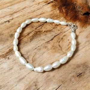 2025 Tendance Femmes Bohême Style Élégant Design 4-5mm Riz Perle Perlé Bracelet avec Fermoir Homard Usage Quotidien Fine Jewelry - Product Image 5