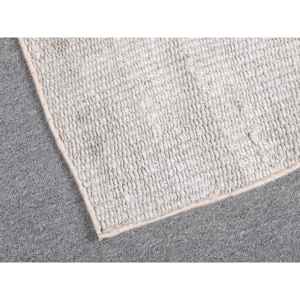 Petit tapis turc de 1,4 x 2,1 pieds, tapis vintage rayé gris - Product Image 5
