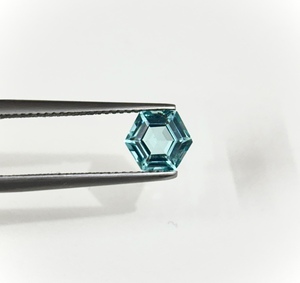 Granate YAG Paraiba cultivado en laboratorio, pulido Czerolski, 6 mm, sintético, creado en laboratorio, corte hexagonal - Product Image 1