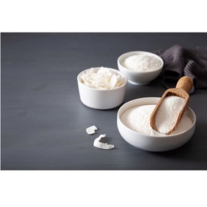 Poudre de noix de coco déshydratée de qualité supérieure, riche en matières grasses, blanche, en vrac, pour l'agriculture et la transformation alimentaire, provenant du Vietnam - Product Image 1