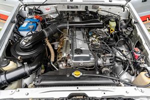Toyota Land Cruiser FZJ73 d'occasion de 1993, marché sud-américain, série 70, boîte manuelle 5 vitesses, 4,5 litres, 6 cylindres, 4 roues motrices - Product Image 5