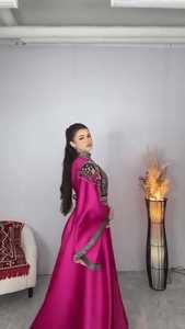 Nueva llegada mujeres Afghani bordado vestido Color sólido manga larga encaje botón cintura Natural lavable hecho a mano al por mayor - Product Image 3