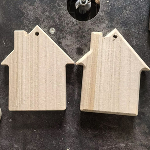 Pre-đấm hai mặt gỗ rắn nhà và Paw hình thẻ gỗ cutout hình dạng khác nhau dày gỗ khoảng trống cho Mặt dây chuyền đồ trang trí - Product Image 5