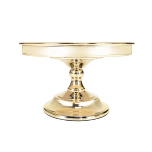 Elegante Soporte Redondo para Pastel de Metal Dorado |   Exhibidor de Postres Decorativo con Pedestal, Ecológico y Hecho a Mano - Product Image 1