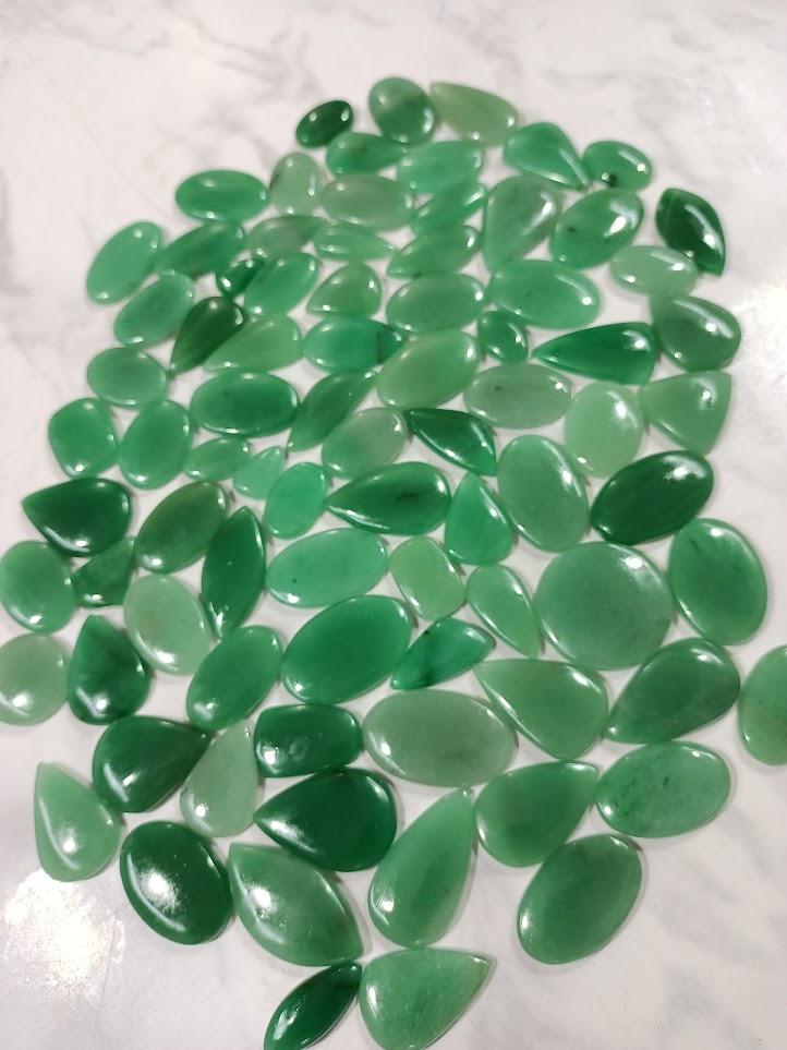 สีเขียว