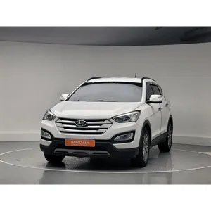 Hyundai Santa Fe DM 2013, Diésel, 2WD, 2.0 Premium, SUV, Motor Turbo, Transmisión Automática/Manual, Neumáticos R18, Volante a la Izquierda, Usado, Color Oscuro - Product Image 3
