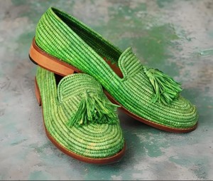 Chaussures en raphia faites à la main-Chaussures artisanales, élégantes et écologiques en bleu et vert - Product Image 2