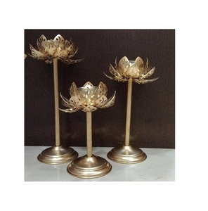 Utilisation décorative de bougeoir en métal de vaisselle pour des événements et des parités bougeoir votif décoratif - Product Image 1