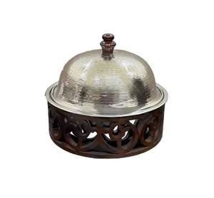 Marmite d'ustensiles de cuisine isolée de qualité supérieure avec casserole ronde en aluminium au design en bois et nacre dans des tailles personnalisées - Product Image 4