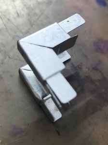 Esquina GI de calidad superior 50mm mejor producto de ingeniería para uso industrial - Product Image 3