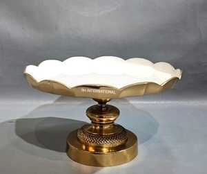 Proveedor indio Soporte de pastel de madera rústico Cúpula de acero inoxidable Estilo de granja Exhibición de postres cilíndricos disponibles para la venta - Product Image 4