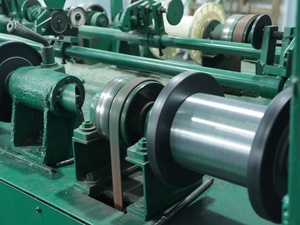 0.32mm:25 + yıl üretim tecrübesi sıcak daldırma galvanizli 0.32mm zırhlı kablo demir tel doğrudan Tianjin çin - Product Image 2