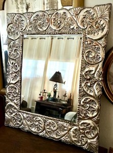 Espejo Ornamentado de Estilo Barroco Plateado, Marco de Estilo Victoriano Vintage con Diseño de Espiral - Product Image 3