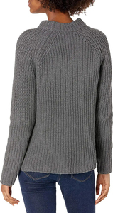 เสื้อสเวตเตอร์ผู้หญิงแบบขายส่ง ระบายอากาศได้ดี ผลิตตามสั่ง OEM สีและโลโก้ตามต้องการ คุณภาพพรีเมียม คอวี ป้องกันขนร่วง ป้องกันรอยยับ - Product Image 3