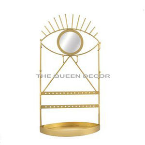 Nouvelle mode en acier inoxydable en métal avec base en bois finition or antique support de bijoux décoratif exceptionnel pour la maison - Product Image 2