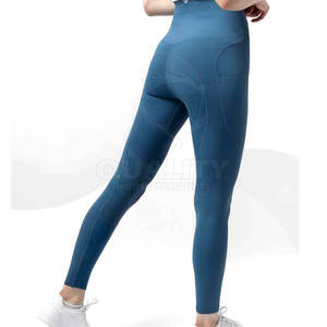 Medias de montar ligeras Medias de montar de tela que absorbe la humedad de secado rápido para jinetes activos al aire libre - Product Image 2