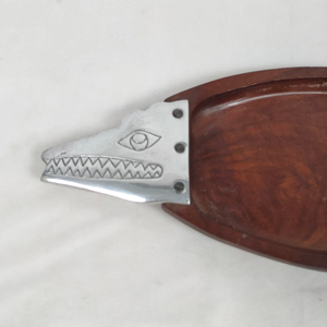 Plateau de service en bois poli tissé à la main, écologique, avec poignées découpées, pour servir des fruits et du pain, thème bouddhiste, CRAFTS GALORE - Product Image 1