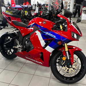 ข้อเสนอเดิม ปี 2026-2025 รถมอเตอร์ไซค์ฮอนด้า CBR1000RR-R 999 ซีซี จัดส่งทั่วประเทศ - Product Image 6