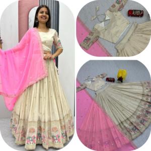 Fourniture directe d'usine Banarasi fantaisie soie Lehenga Choli Festival porter tenue de créateur de style Bollywood disponible à la vente - Product Image 3