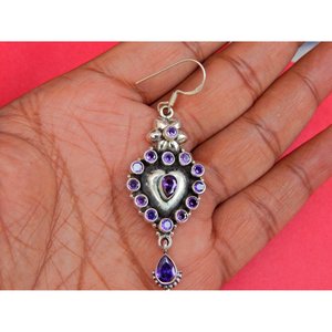 Pendiente de amatista facetada de plata 925 hecho a mano, joyería de piedras preciosas Vintage, pendiente facetado elegante, regalo para su modelo - Product Image 1