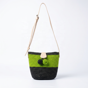 Sac fourre-tout en raphia noir et vert, sac à bandoulière tissé, ouverture supérieure, deux poignées, sac de transport décontracté pour la plage et les voyages - Product Image 1