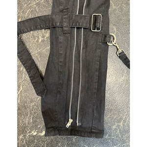 Pantalon noir HIGH Gothic Grunge avec chaînes, bretelles et fermetures éclair, coupe slim pour femmes, 2026 - Product Image 3