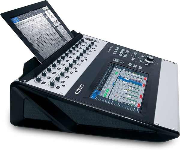 QSC Touchmix-30 Pro 32-Channel Compact Digital Mixer