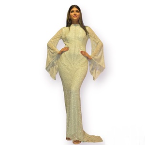 Abito da sera con perline abito elegante da donna a figura intera e manica intera di colore Beige - Product Image 1