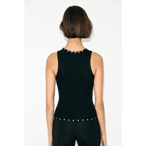 Blusa Elástica Negra para Mujer FEVER con Cuello Redondo, Dobladillo Asimétrico y Detalle de Piedras - Product Image 1