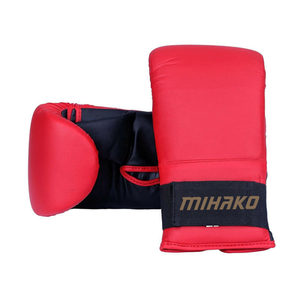 Sac de frappe d'entraînement de kickboxing au meilleur design avec gants en cuir pour le Muay Thai et le fitness, en vente maintenant ! - Product Image 2
