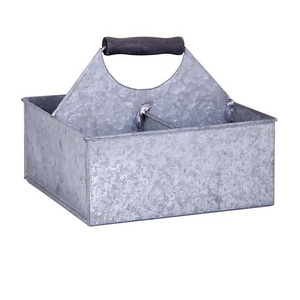 Porta Cubiertos Vintage de Metal Galvanizado Hecho a Mano para Almacenamiento de Cocina y Decoración de Mesa de Comedor, Diseño Multifuncional Sostenible - Product Image 4