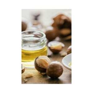 Huile de macadamia pressée à froid dans une bouteille en plastique en vrac emballée pour un usage cosmétique et alimentaire Emballage à tambour disponible - Product Image 1