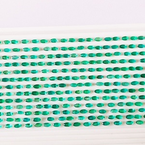 Esmeralda natural, origen de Zambia, bonito color verde con brillo, perfectamente calibrado, piedra hermosa para cualquier tipo de joyería. - Product Image 6