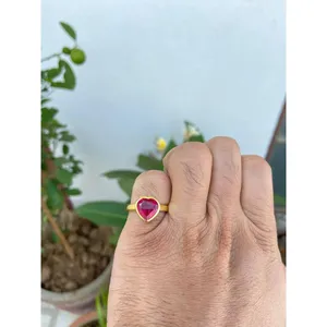 Anillo de Corazón de Rubí, Plata de Ley 925, Anillo de Piedra Preciosa en Forma de Corazón Hecho a Mano, Proveedor de Joyería al por Mayor - Product Image 3