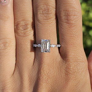 Bague de fiançailles en diamant de laboratoire plaqué or massif 14KT fait à la main émeraude coupe marquise Style tendance IGI bague cadeau parfaite - Product Image 1