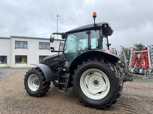 Tracteur Valtra A105 HiTech 2024, tracteur marcheur 120 CV, 10001-20000 heures - Product Image 5